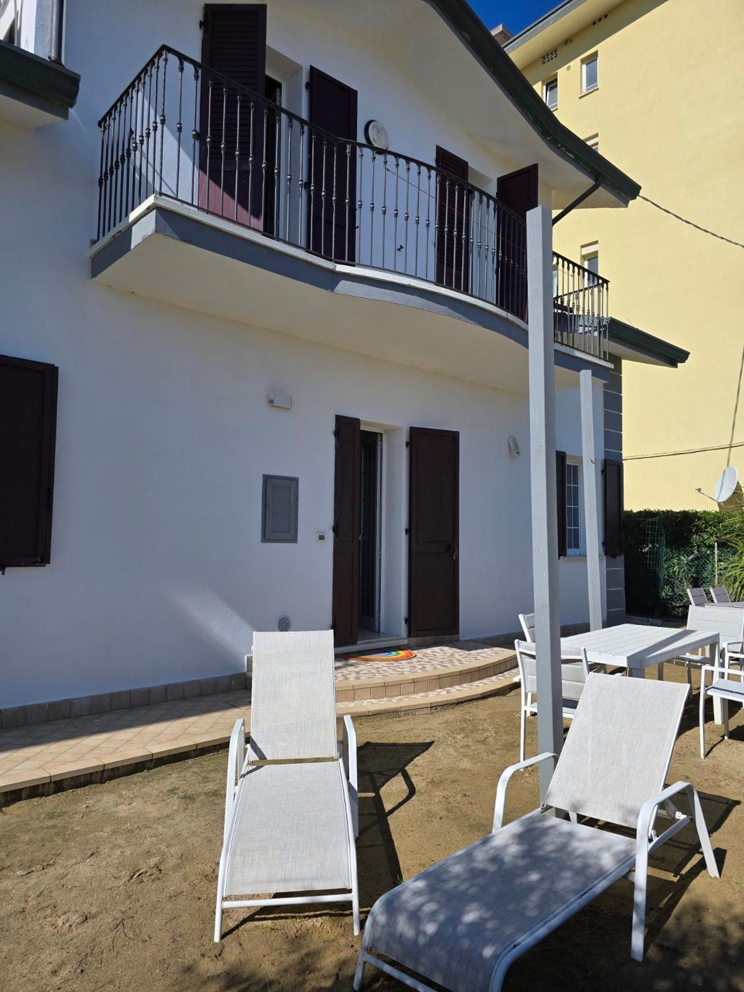 Villa Dolcevita Bellaria-Igea Marina Exterior foto